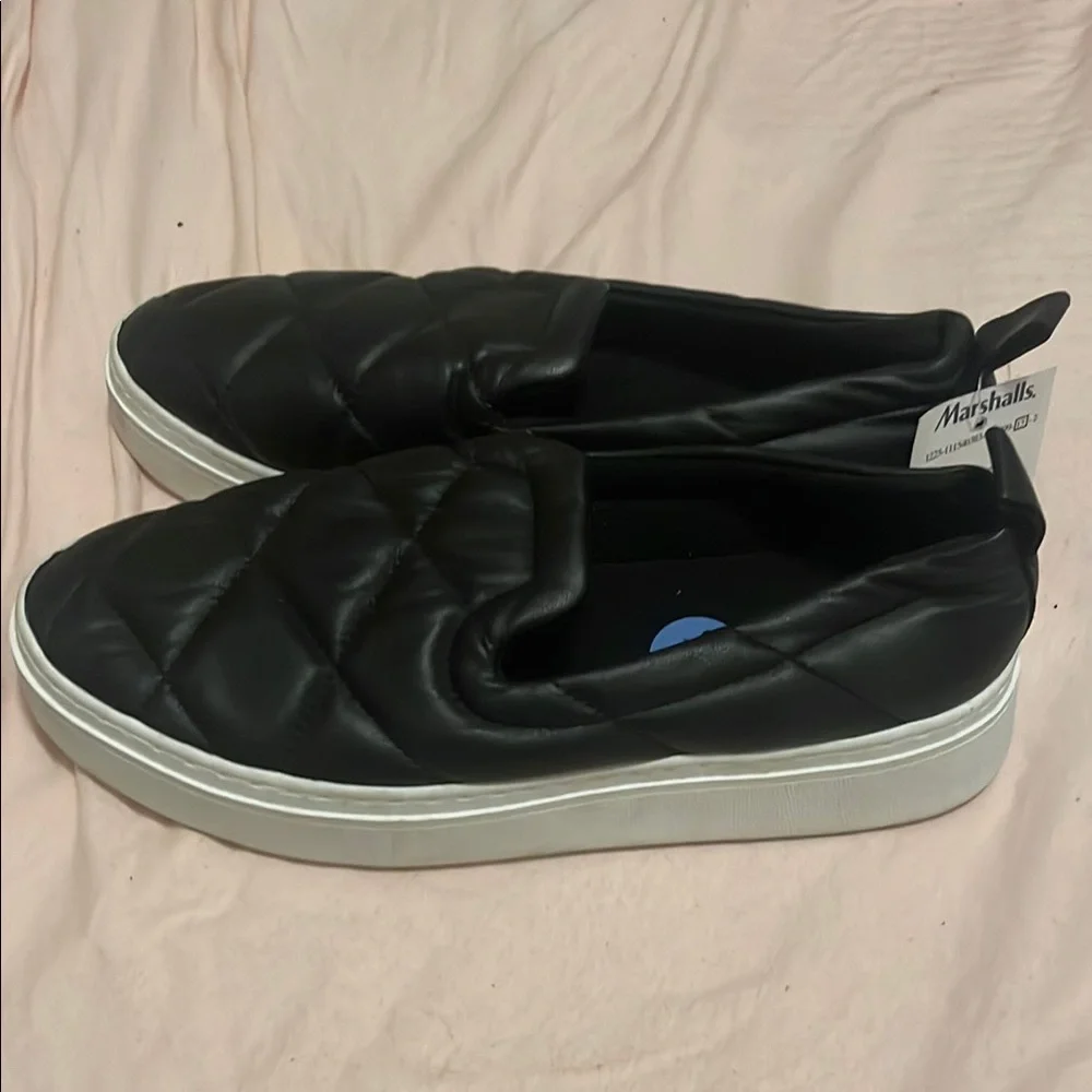 Eileen Fisher Black Quilted Slip-On Sneakers - Picture 2 of 3